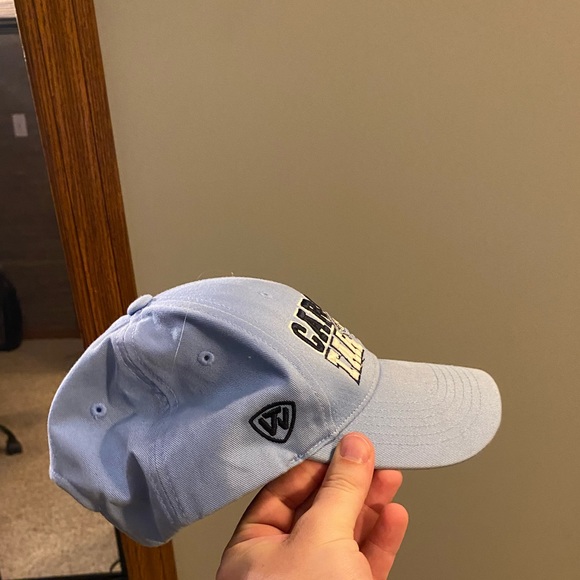 North Carolina Tarheels SnapBack Hat - Picture 2 of 6